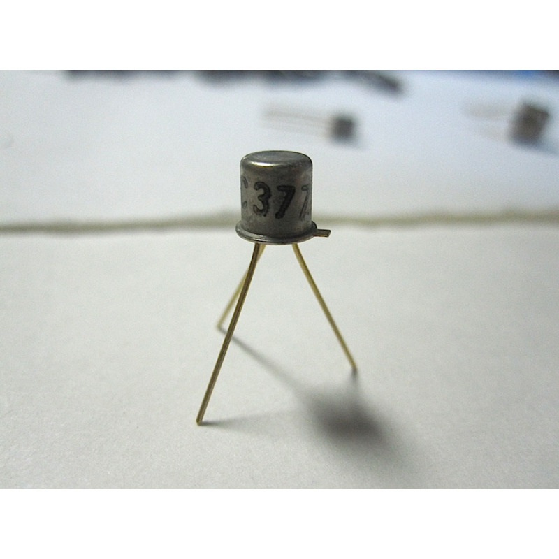 TRANSISTOR  BC377
