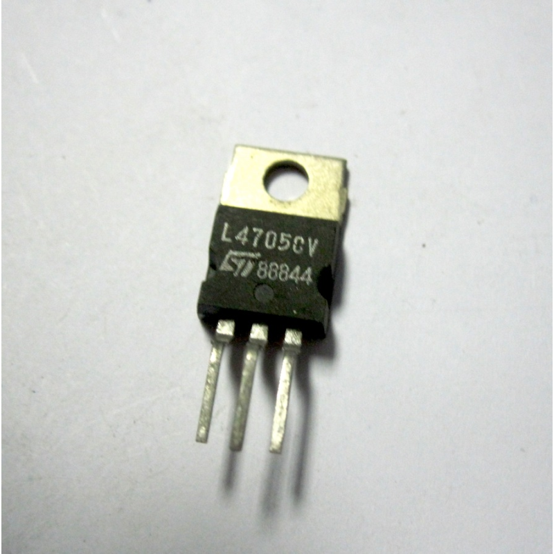 INTEGRATO  L4705CV