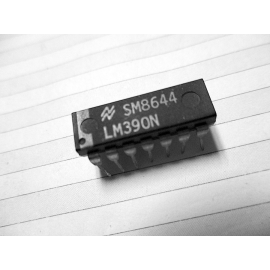 INTEGRATO  LM390N