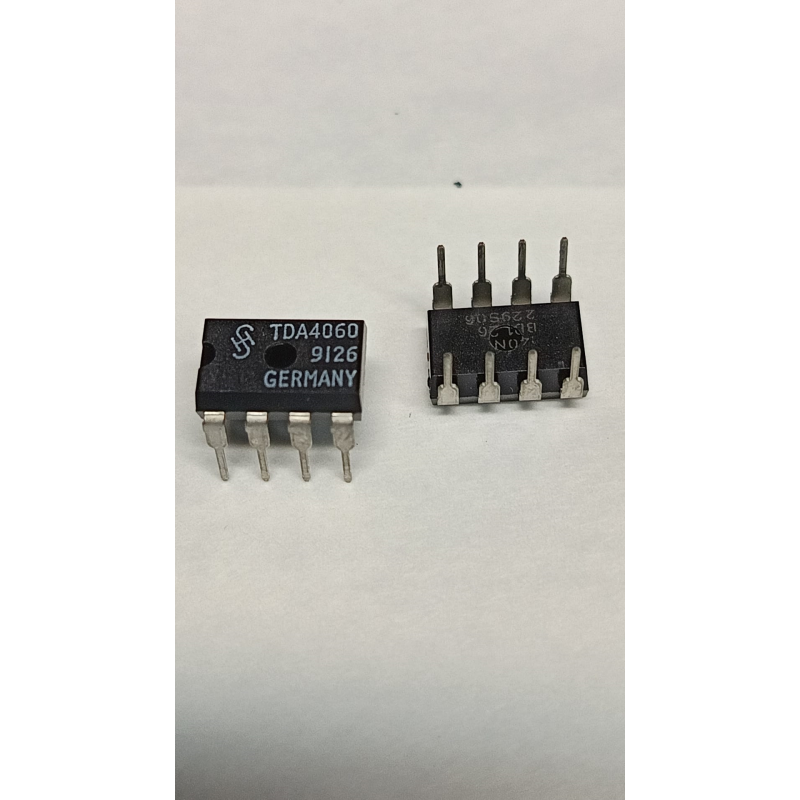 INTEGRATO TDA4060  DISPONIBILI 4 PZ