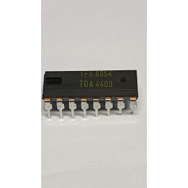 INTEGRATO TDA 4400 3 PZ DISPONIBILI