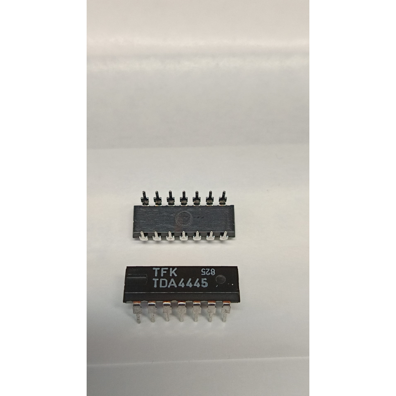 INTEGRATO TDA 4445 ULTIMI 7  PEZZI